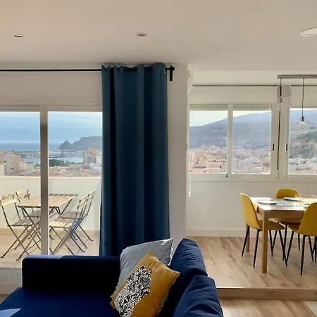 Atico Paseo De Apartment